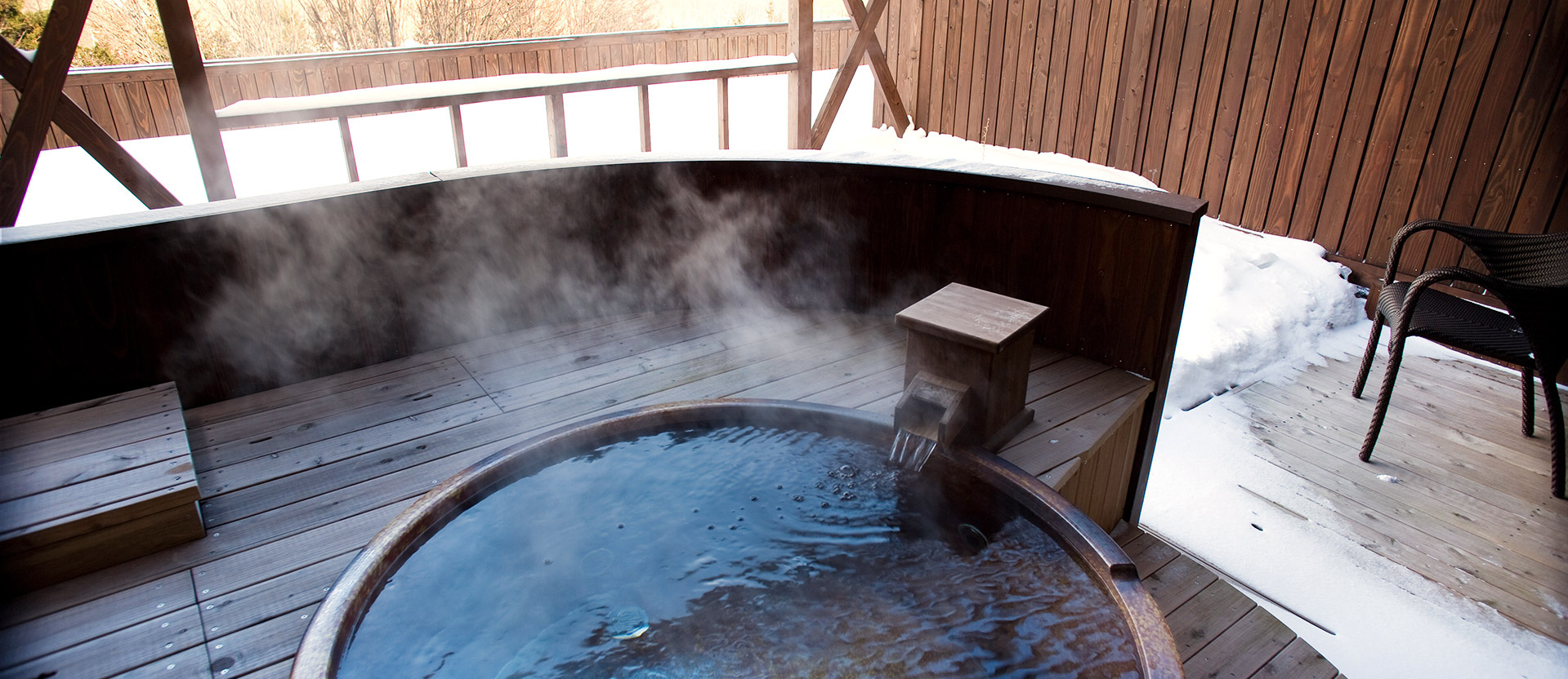 room with open-air bath image